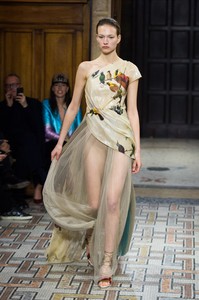 vionnet-rf17-3720.thumb.jpg.497b405e6d4e4127cdbaa16cdec53b51.jpg