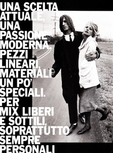 vogue_italia_mar_1995_4.thumb.jpg.fa82f6264ad7ac5dd4392e8f0732ab44.jpg