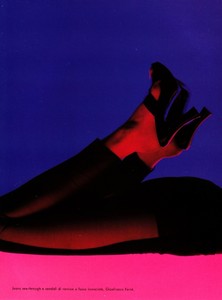 vogue_italia_mar_1995_42.thumb.jpg.dc3fe90c41f9c10512f9c9a94925862e.jpg