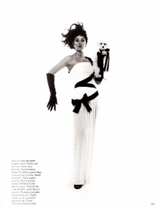 vogue_italia_supp_mar_1995_25.thumb.jpg.83e93f51d3464913374d0fbb2fadcfcf.jpg