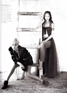vogue_paris_feb_1994_7.thumb.jpg.5f10989bb2e8b70d63385b7831e66f03.jpg