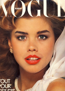 vogue_paris_may_1980_debbie_dickinson_watson.thumb.jpg.b5d0f6a4941991afd3ec8ff3fc6cee25.jpg