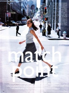 vogue_uk_oct_1998_12.thumb.jpg.12b45ffdec2f0a8e9ed07710f0b8b4ae.jpg