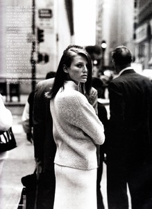 vogue_uk_oct_1998_19.thumb.jpg.a888ed2ecafb1f507d0291990fb06106.jpg