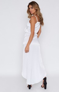 white-formal-dress-87_4000x4000_crop_bottom.jpg