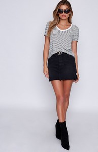 white-stripe-top-241_4000x4000_crop_bottom.jpg