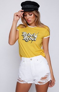 yellow-rebel-tee-121_4000x4000_crop_bottom.jpg