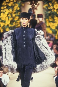 yves-saint-laurent-hc-fw-1994-7.thumb.jpg.eac66d4852e1d2bc1f5e0776d13b2620.jpg