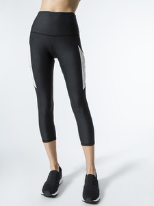1-beach-riot-for-carbon38-nicole-crop-bottoms-black.jpg