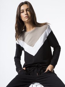 1-beyond-yoga-living-easy-chevron-sweatshirt-outerwear-black-timber-color-block.jpg