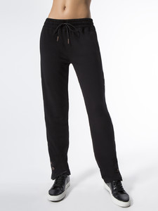 1-beyond-yoga-snap-it-up-sweatpant-bottoms-black.jpg