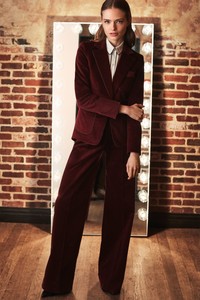 13-veronica-beard-fw-18.thumb.jpg.6b74145542649998f712dc44aab02ff9.jpg