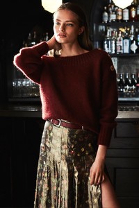 14-veronica-beard-fw-18.thumb.jpg.ae278559ec38fc8292a9c0d0c99e59e7.jpg