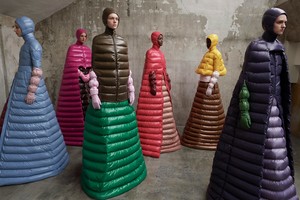 19-moncler-pierpaolo-piccioli-fall-18.thumb.jpg.4f8e3595a8b13916084d5cd71a71da6d.jpg