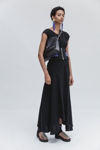 26-3.1-phillip-lim-resort-18.thumb.jpg.874e7e6c676dc07dbc86dd7b120f5a0a.jpg