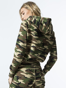 4-nsf-lisse-outerwear-woodland-camo.jpg