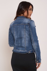 587B46CA-03DE-4A75-9D0E-6DDA77B26E20.jpeg