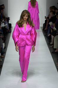 5a72b1ad01672_LloydKleinSS2001NYFW30.thumb.jpg.801efa2c19083b69df00735867c26011.jpg