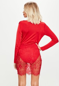 red-slinky-lace-bodycon-dress (2).jpg