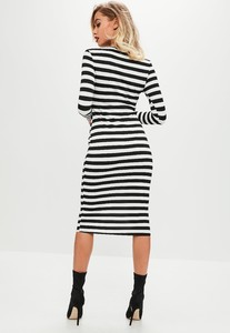 white-stripe-bodycon-dress (1).jpg