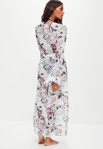 white-floral-printed-chiffon-maxi-kimono (2).jpg
