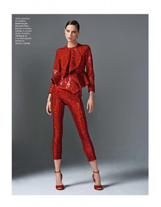 5a77390517828_NicolePollardGraziaSept2017b.thumb.jpg.7affe843ad882978ddbdc3edd41baff7.jpg