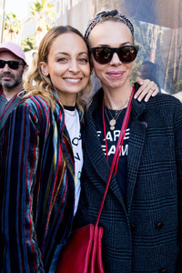 Nicole+Richie+Women+March+Los+Angeles+2018+fxp7xC93z6rx.jpg