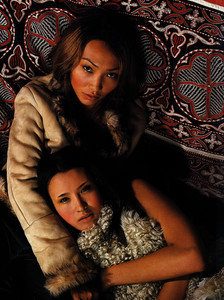 5a7c804947cf8_vogue-feb3.thumb.jpg.2bab1bc6a4216ee3c5f43b23f9150d22.jpg