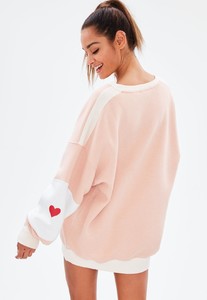 pink-slogan-lover-oversized-night-sweatshirt.jpg 3.jpg