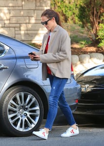 Jennifer+Garner+out+and+about+YqnjrEfA35Sx.jpg