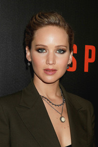        jlaw150218BZNimage105.jpg