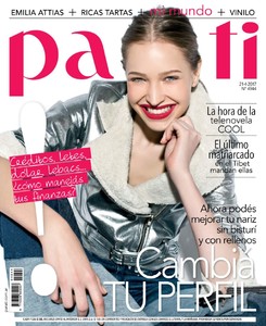 5a888f6679243_LuizaMartinelli-paratiavril2016.thumb.jpg.5e9663eef3e75197b65ea275736d9aa7.jpg