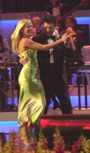 SANREMO abril 2001 Premio Regia Televisiva d.jpg