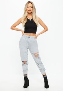 black-ribbed-sleeveless-crop-top (1).jpg