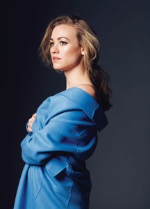 5a910989792cb_Yvonne-Strahovski-Jones-Magazine-2018--05.thumb.jpg.8c64eef8fc76f03770789f4753871464.jpg