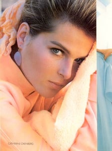 5a9287fe57567_USVogueMarch1986Time-OutDressingDenisPiel4.thumb.jpg.91a2af32ca86a120762fe4895f0a6728.jpg