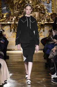 mila-schon-rf18-3219 (1).jpg