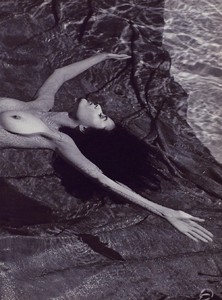5a9506bf2b38f_PlayboyUSJuly1993byMichelComteandStephenWaydabritforce008.thumb.jpg.841d7f1c4707c0494eda58f3ab72a73b.jpg