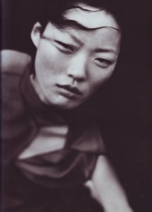 8Vogue_Italia_May_1999_A_windy_summer_by_Peter_Li.jpg