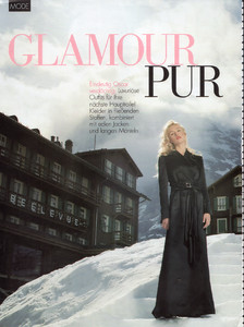 CpDe0104Glamour01.thumb.jpg.a0baa22033d101872d6f16a904b30200.jpg