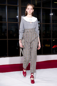 Emilia-Wickstead-RTW-FW18-London-6282-1519061077-bigthumb.jpg