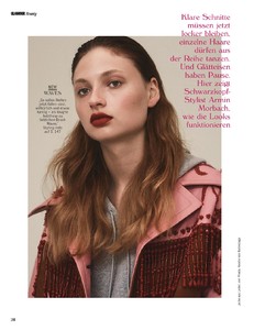 Glamour011-page-003.jpg