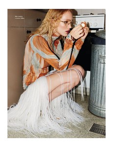 Glamour_-_Mars_2018-39.jpg
