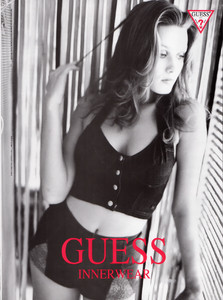 GuesInnerwearAdVgUS0894.thumb.jpg.b2a133ffa9e27416edc76de39f6aa5cb.jpg