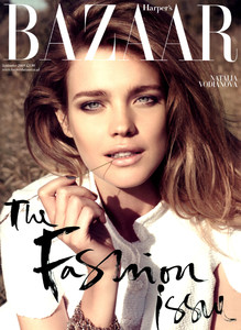 HarpersBazaarUKSept0901.thumb.jpg.61bbf87b7a42b5b0a78fe88939e8a144.jpg