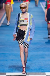 Hilfiger-RS18-2222-2.thumb.jpg.87bcc6d004f4be2edf619052de6ba5d4.jpg