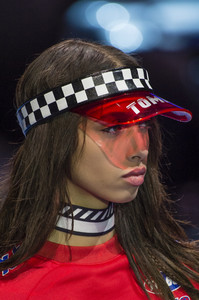 Hilfiger-clpa-RS18-2134.thumb.jpg.3390e53ecfb3f030ee3dd475d69436dd.jpg
