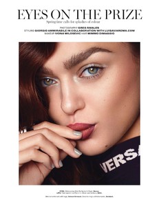 Jena-Goldsack-Beauty02.thumb.jpg.4b744401ef889c63c97a981e6ba83839.jpg
