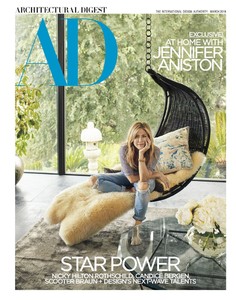 Jennifer-Aniston-Grlfrnd-Jeans-Architectural-Digest.thumb.jpg.0b22ff234c56caada1fde896c1a0448a.jpg