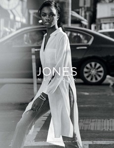 Jones-Spring-Summer-2018-Campaign89436.thumb.jpg.e8059622e0dc8faecf8cb9cf404e8623.jpg